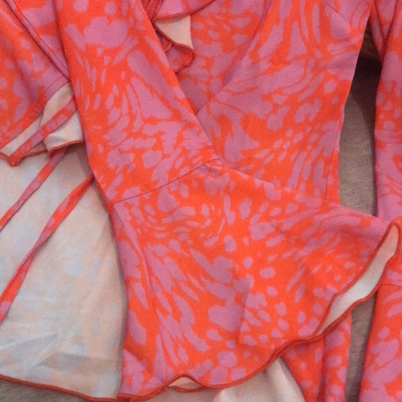Groovy 70’s Pink & Orange Print Blouse Flared Sleeves Front Tie - Picture 3 of 3
